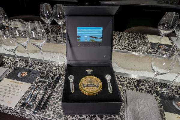 Quality Caviar Presentlåda med lcd